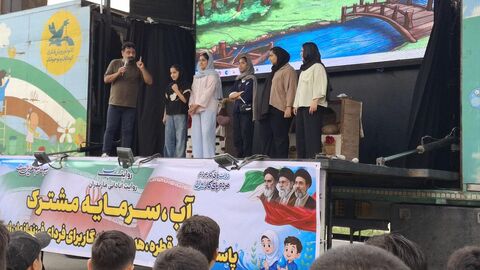 پانزدهمین اجرای تماشاخانه سیار کانون پرورش فکری کودکان و نوجوانان در روستای سیاهرودسر محمودآباد