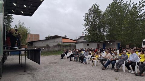 شانزدهمین اجرای تماشاخانه سیار کانون پرورش فکری کودکان و نوجوانان در روستای آزادمون محمودآباد