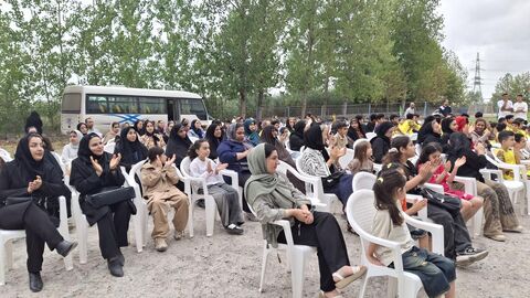 شانزدهمین اجرای تماشاخانه سیار کانون پرورش فکری کودکان و نوجوانان در روستای آزادمون محمودآباد