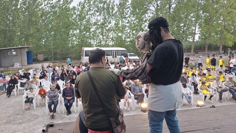 شانزدهمین اجرای تماشاخانه سیار کانون پرورش فکری کودکان و نوجوانان در روستای آزادمون محمودآباد