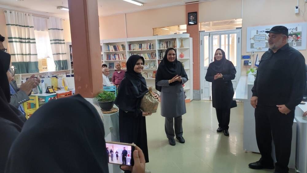 کانون پرورش فکری هرمزگان برگزیدگان «محفل ستاره‌ها» را تقدیر کرد/ حمایت از خلاقیت‌های هنری با رویکرد دینی