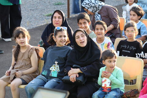 برگ‌هایی از خاطرات شاد تماشاخانه سیار در هادیشهر و مرند