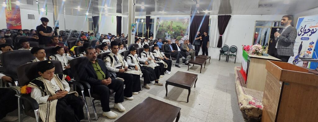 دکتر خرامین در نشست نوجوانی در یاسوج: در بین انسان‌های خوب، الگوی خود را پیدا کنید