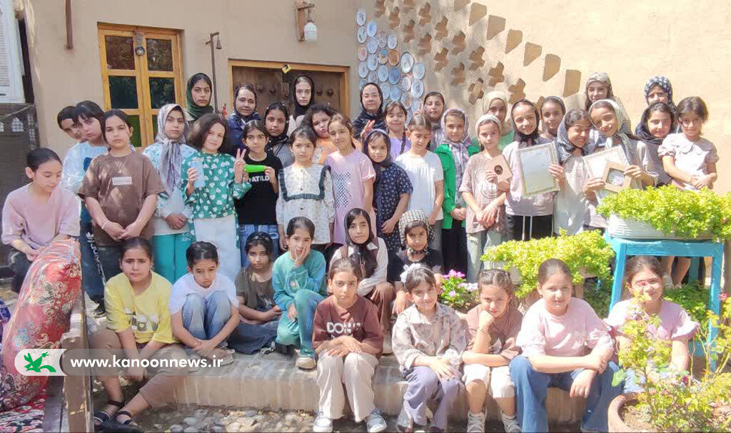 کتاب، همبازیِ اردوی تابستانی کودکان ابرکوه شد