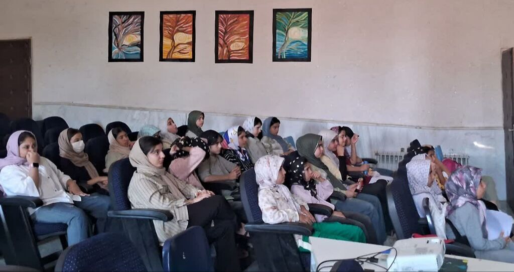 کارگاه علمی «دستگاه گوارش و فعالیت قلب» در کانون کنگاور برگزار شد