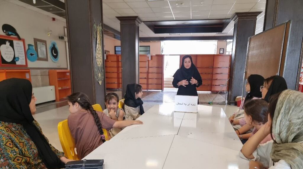 برگزاری کارگاههای علمی و ادبی پویش «نامهای از آسمان» در مرکز شماره ۴ کانون کرمانشاه