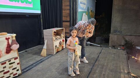 نوزدهمین اجرای تماشاخانه سیار کانون پرورش فکری کودکان و نوجوانان در روستای تازه آباد نوشهر