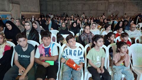 نوزدهمین اجرای تماشاخانه سیار کانون پرورش فکری کودکان و نوجوانان در روستای تازه آباد نوشهر