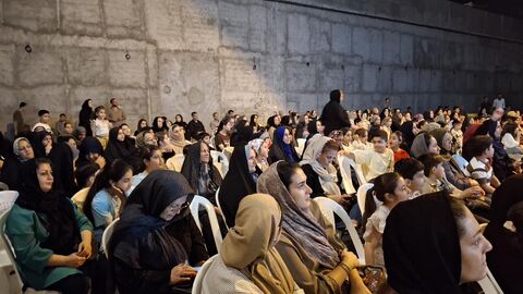 نوزدهمین اجرای تماشاخانه سیار کانون پرورش فکری کودکان و نوجوانان در روستای تازه آباد نوشهر
