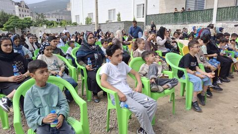 بیستمین اجرای تماشاخانه سیار کانون پرورش فکری کودکان و نوجوانان در  بخش بیرون‌بشم، مرزن‌آباد چالوس
