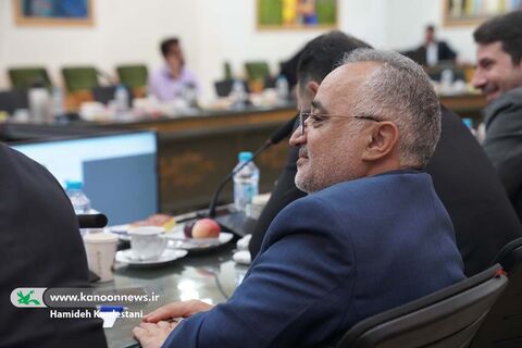 نشست مدیرعامل و مدیران ستادی کانون