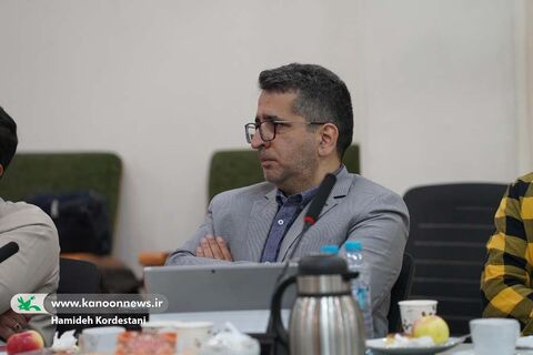 نشست مدیرعامل و مدیران ستادی کانون