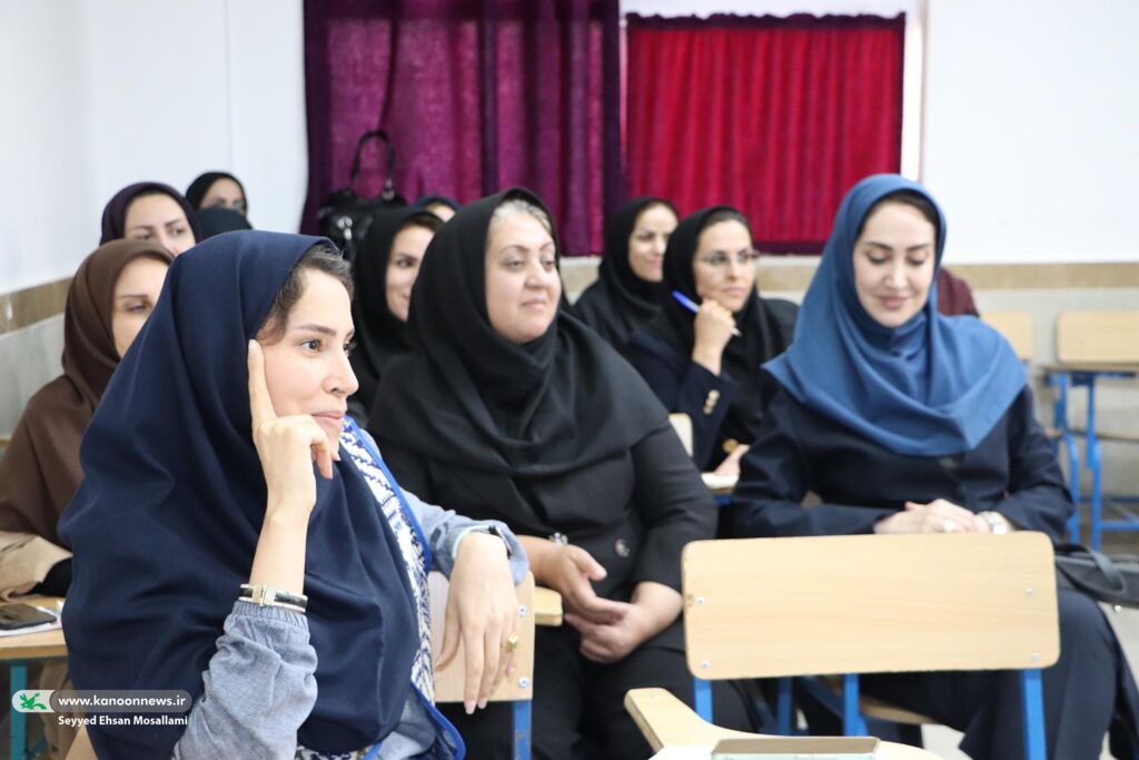تأکید اساتید «قاف» بر تجربه و مطالعه برای تقویت اندیشه نوجوانان