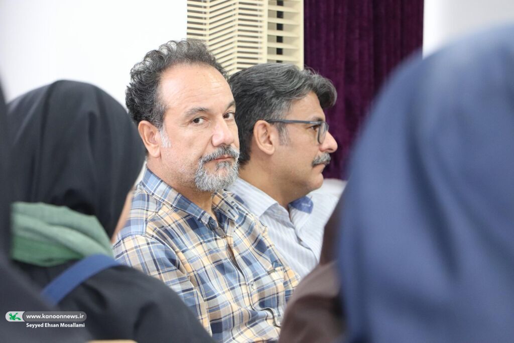 تأکید اساتید «قاف» بر تجربه و مطالعه برای تقویت اندیشه نوجوانان