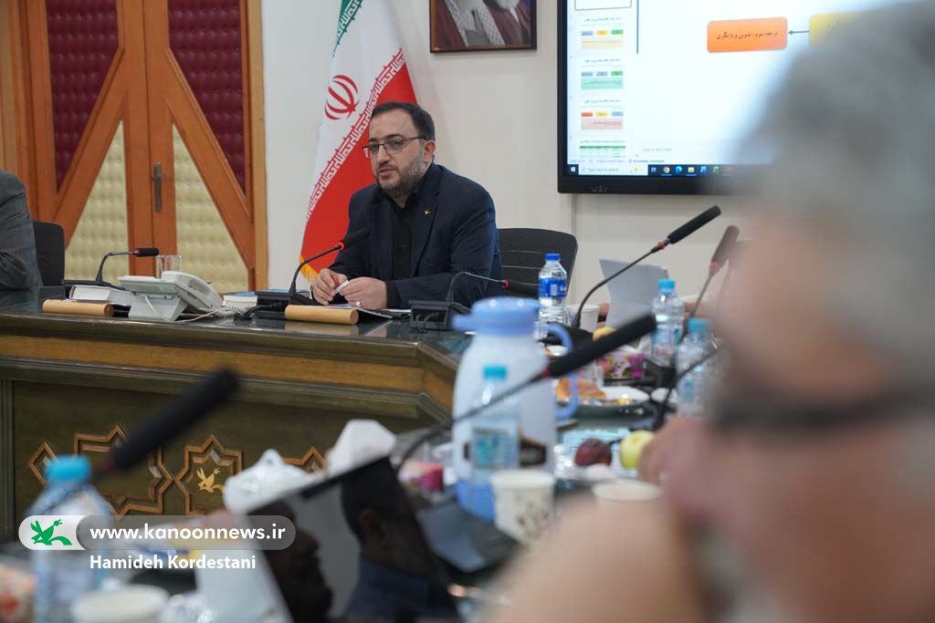 نشست مدیرعامل و مدیران ستادی کانون تولید کتاب باید با هدف رسیدن به دست مخاطب دنبال شود