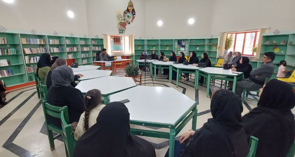 نشست شورای خانواده با موضوع سلامت روان در کانون جوانرود برگزار شد