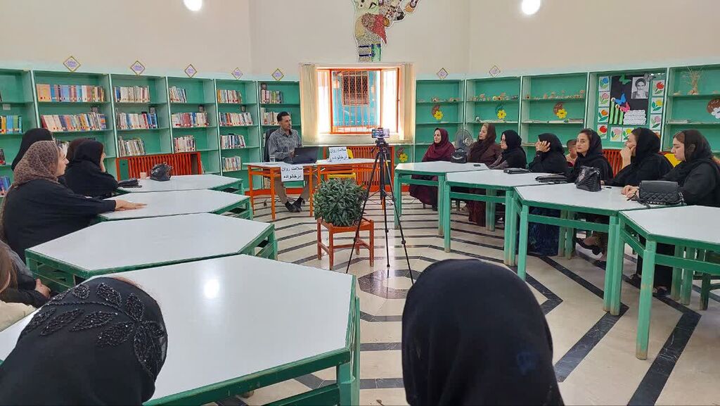 نشست شورای خانواده با موضوع سلامت روان در کانون جوانرود برگزار شد