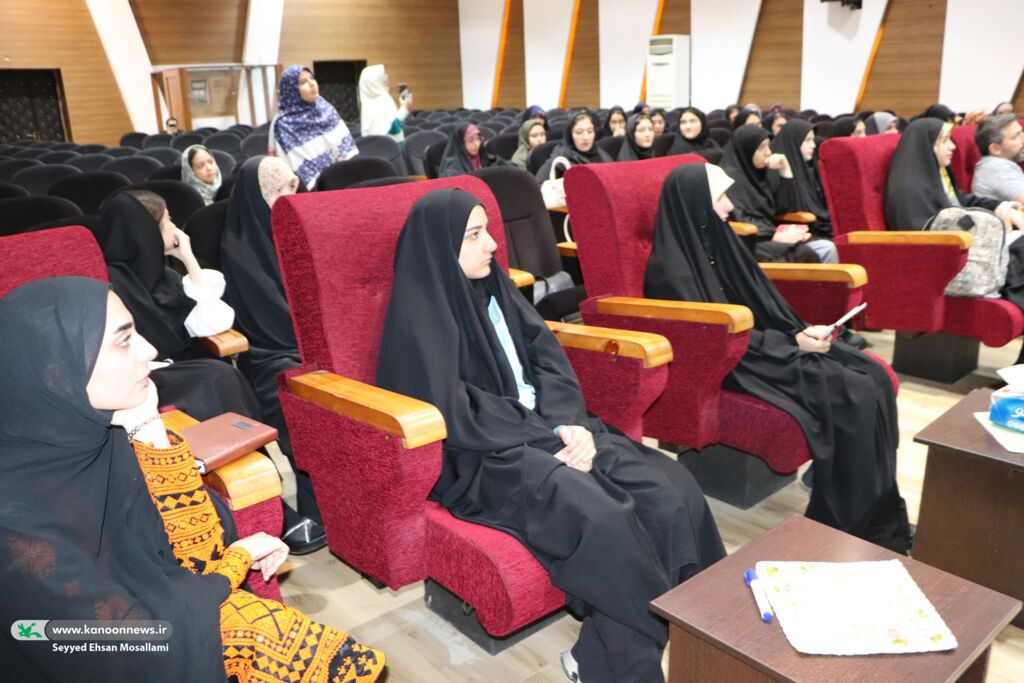 شاعر کودک بودن، با کودکانه شعر گفتن متفاوت است