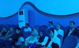 اکران مستند «کرمانشاه آژیر سفید ندارد» با حضور مدیرکل کانون استان برگزار شد