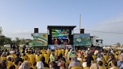 بیست و چهارمین اجرای تماشاخانه سیار کانون پرورش فکری کودکان و نوجوانان در روستای مازوپشته، چالوس