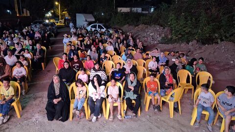 بیست و پنجمین اجرای تماشاخانه سیار کانون پرورش فکری کودکان و نوجوانان در روستای تجن‌کلا ، چالوس