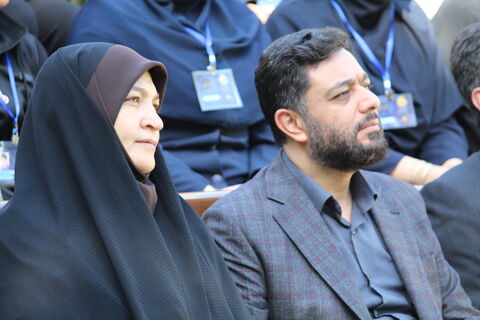 مراسم افتتاحیه قبل از شروع بازی های جشنواره بومی محلی در تبریز