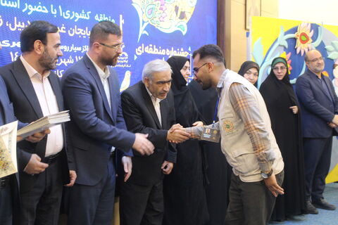 مراسم اختتامیه و تجلیل از منتخبین بازی های بومی محلی شمالغرب کشور