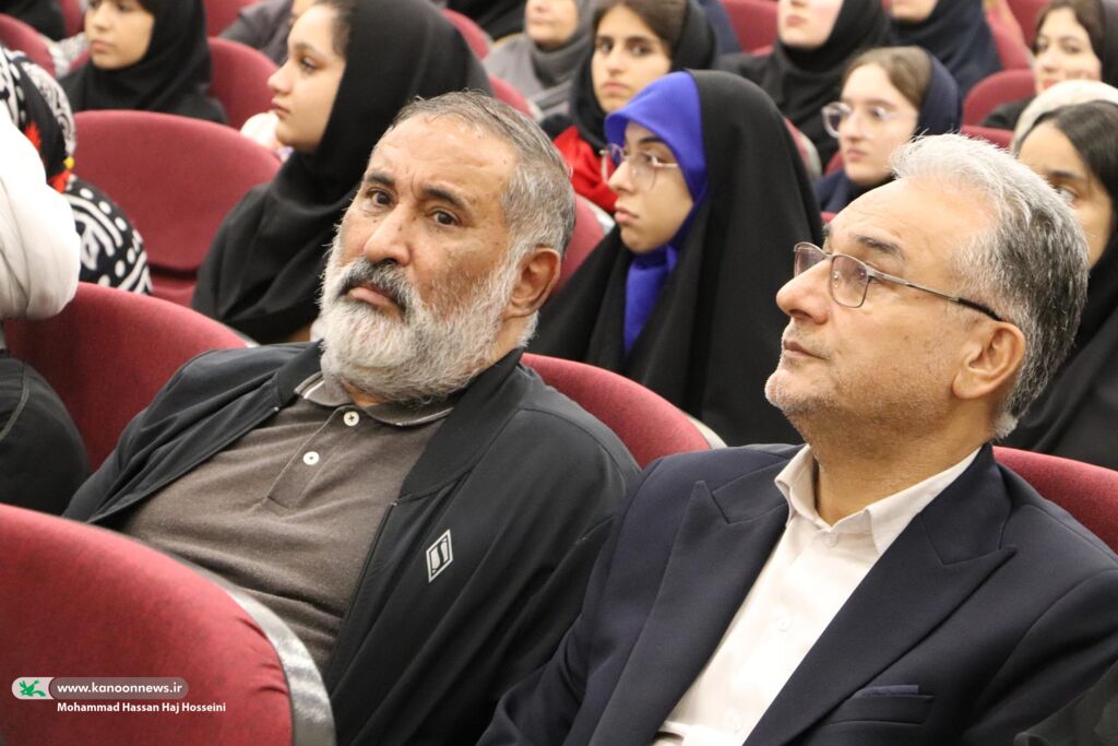 نوجوانان «قاف» فقط روایتگر گذشته نباشند، آینده را روایت کنند