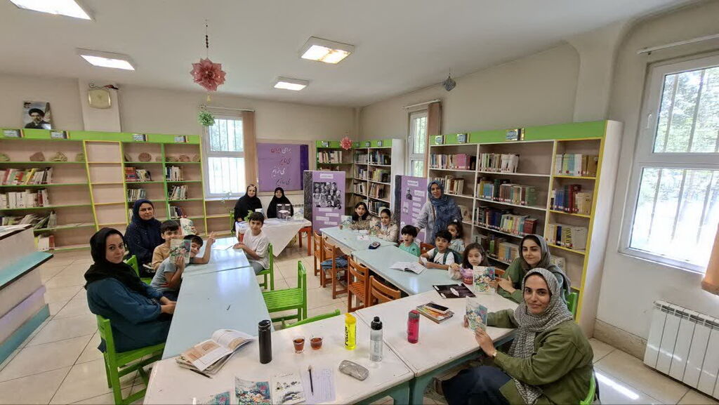 مرکز 31 برگزاری نشست باشگاه کتابخوانی والدین و اعضا در مرکز ۳۱
