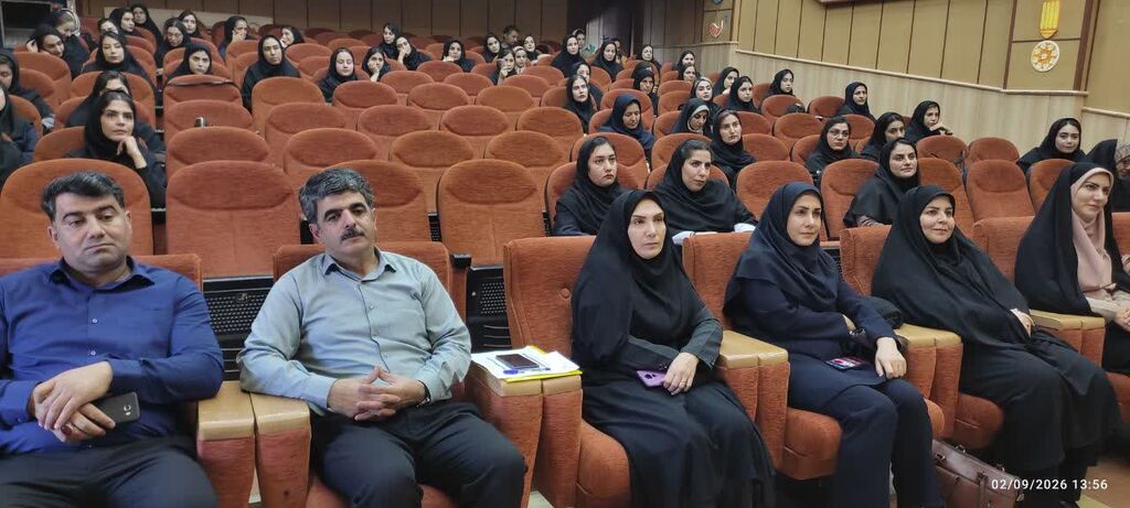 به همت واحد آموزش و پژوهش کانون استان،
دوره آموزشی تخصصی ویژه مربیان پیشدبستانی در کانون ایلام برگزار شد