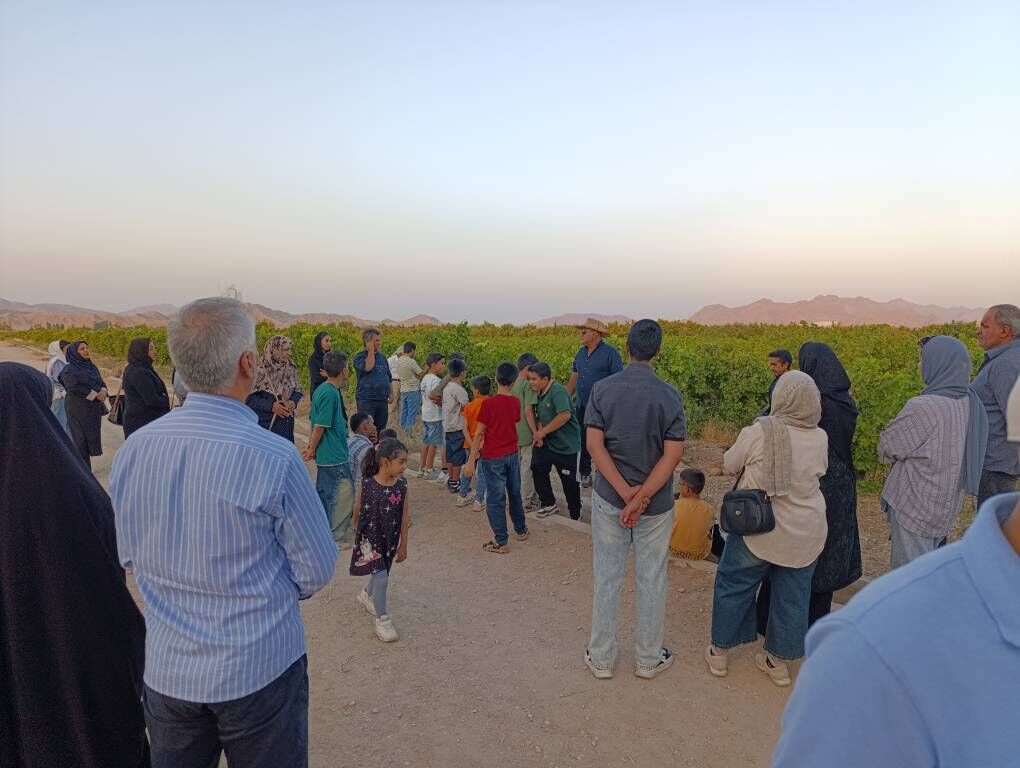 روایتی از پیوند کودکی با حیوانات طبیعت در کانون آباده
