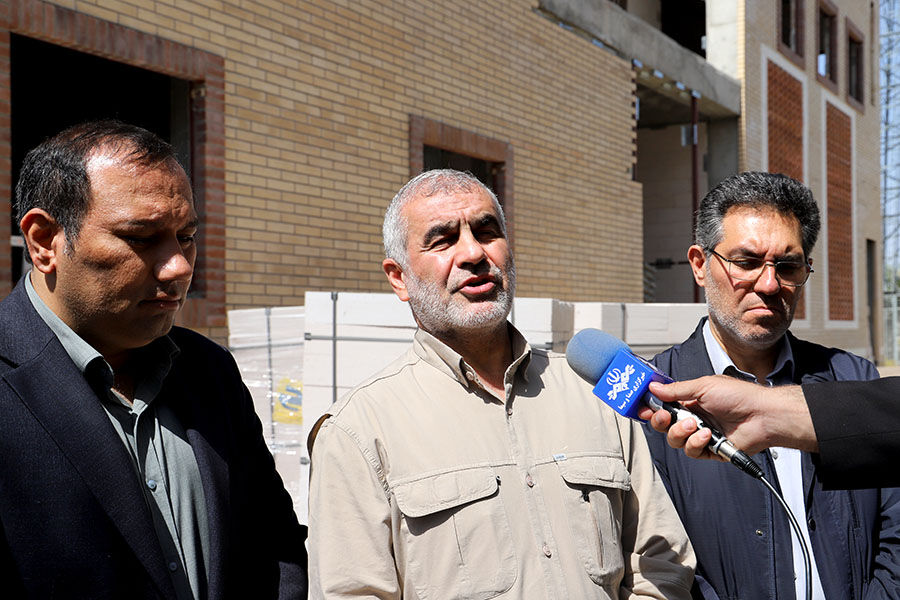تداوم نظارت بر روند اجرایی پروژه پردیس کانون در پارک وحدت اردبیل