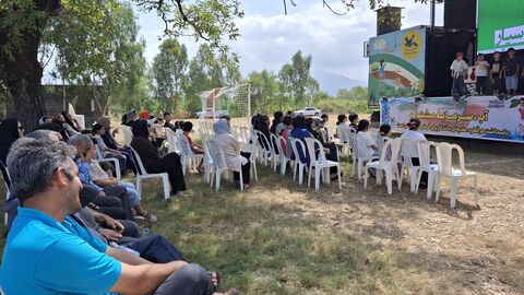 بیست و ششمین اجرای تماشاخانه سیار کانون پرورش فکری کودکان و نوجوانان در روستای کترا، نشتارود