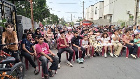 بیست و هفتمین اجرای تماشاخانه سیار کانون پرورش فکری کودکان و نوجوانان در روستای نعمت‌آباد، تنکابن