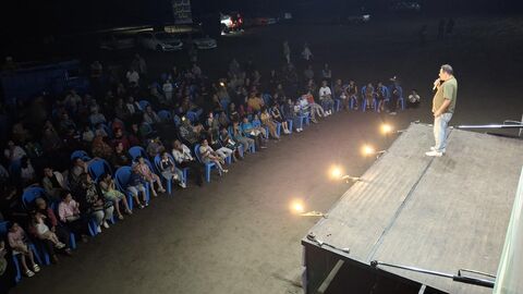 بیست و هشتمین اجرای تماشاخانه سیار کانون پرورش فکری کودکان و نوجوانان در روستای ولی‌آباد، تنکابن