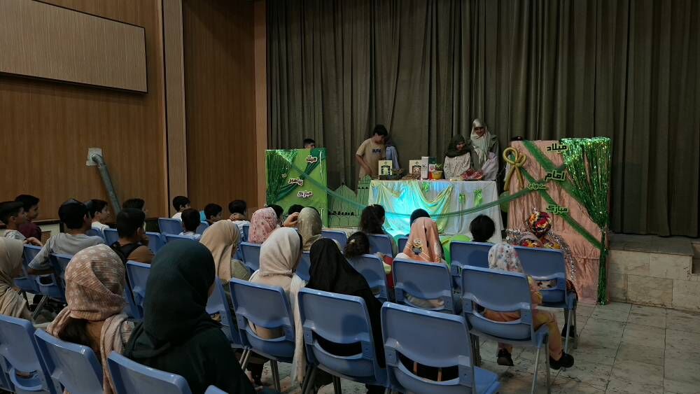 ویژهبرنامه «نگین خاتم، دریای دانش» در مرکز شماره ۲ قرچک