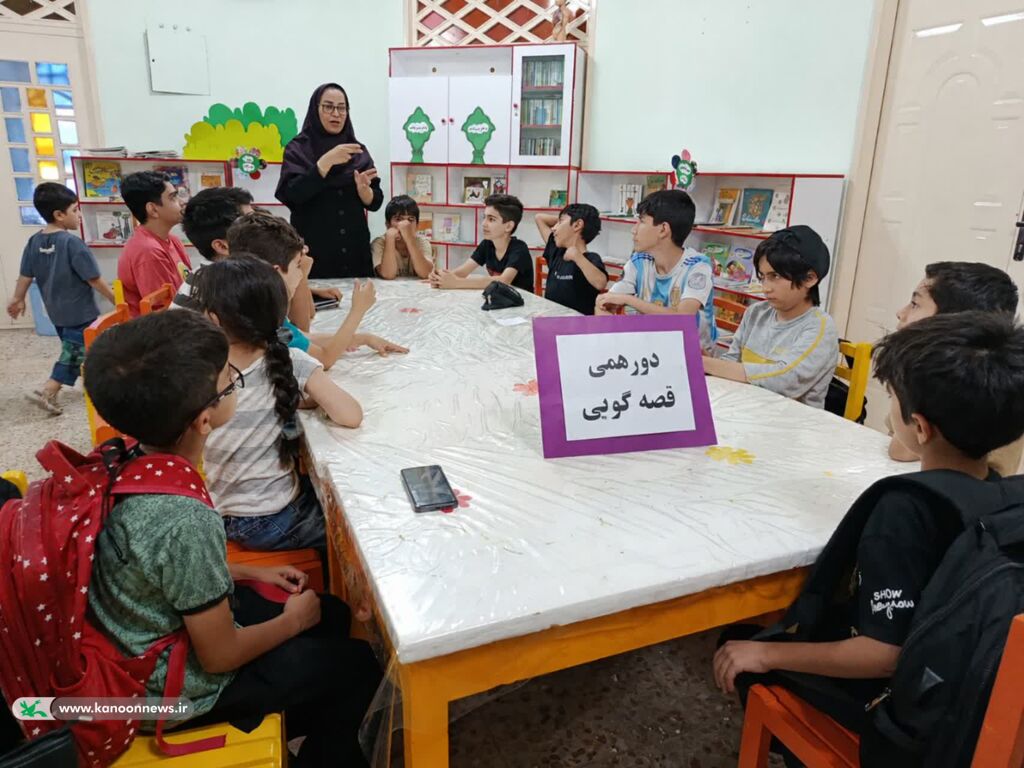 برگزاری دورهمیهای قصهگویی کانون لرستان درفصل تابستان