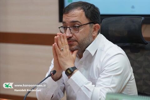 حامد علامتی، مدیرعامل کانون در دومین نشست مدیران ارشد کانون با موضوع بررسی پروژه‌ها و برنامه‌های پیش‌رو