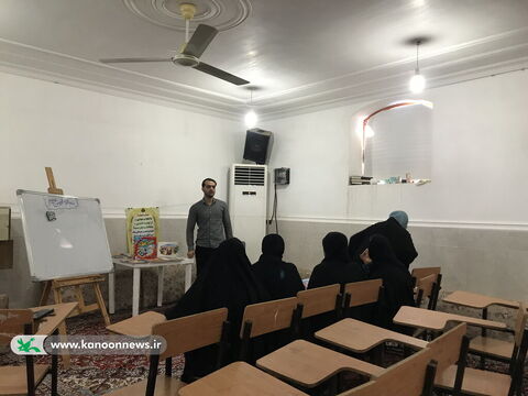 تابستان در کتابخانه های سیار کانون استان بوشهر