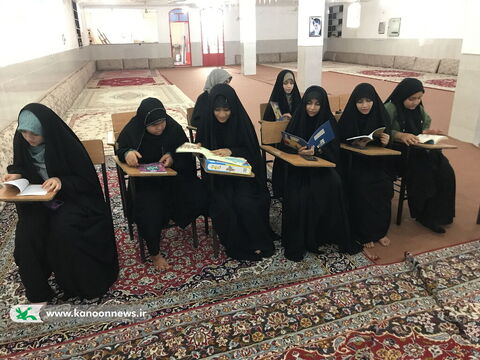 تابستان در کتابخانه های سیار کانون استان بوشهر