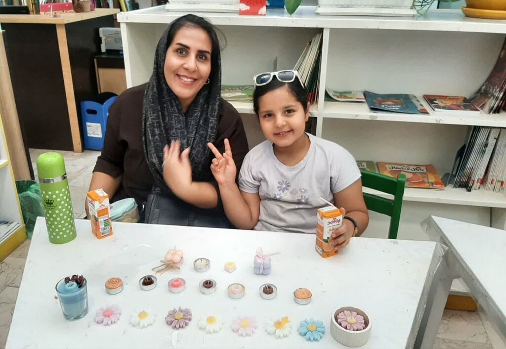 بازارچه «بُنَک» با عرضه محصولات کودکان و نوجوانان کارآفرین در مرکز هشتگرد