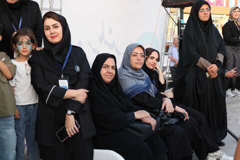 «مل‌مل» مهمان کودکان سیرجانی در رویداد بازی و اسباب‌بازی