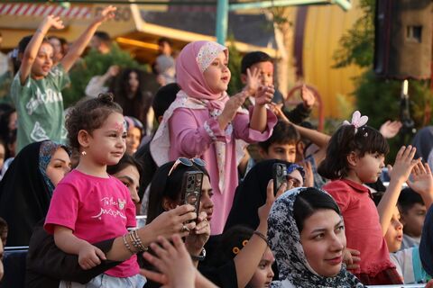 «مل‌مل» مهمان کودکان سیرجانی در رویداد بازی و اسباب‌بازی