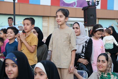 «مل‌مل» مهمان کودکان سیرجانی در رویداد بازی و اسباب‌بازی