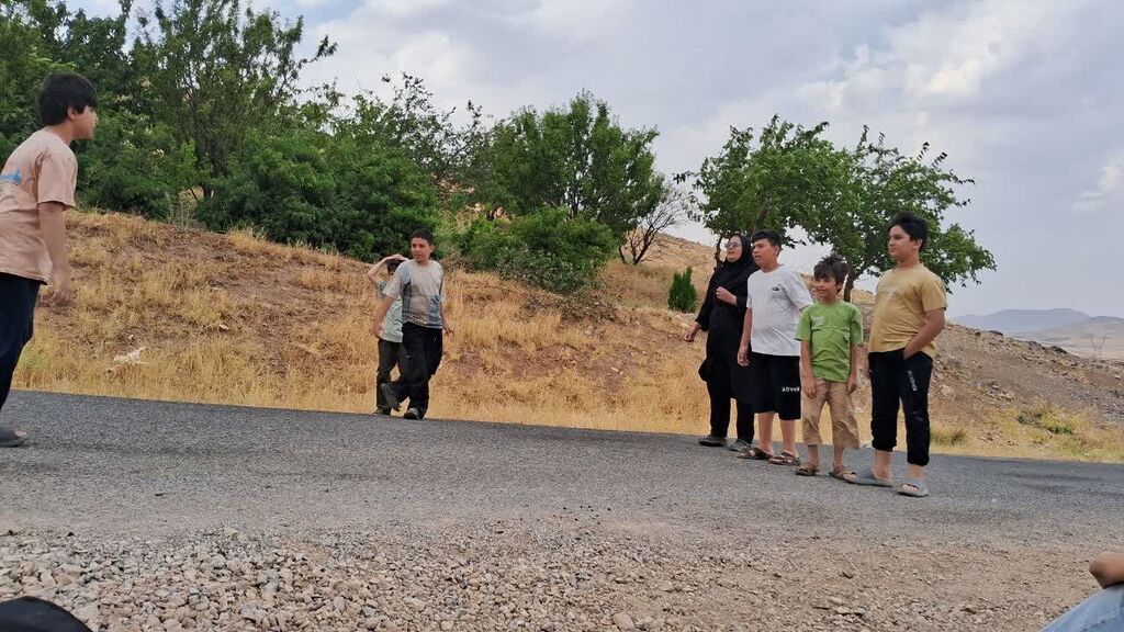 اعضای کانون کنگاور با بازی‌های محلی در روستای داربسر آشنا شدند