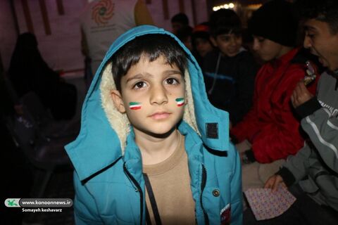کاروان خودرویی عروسکی میهمان موکبها و تجمعات شبانه  شد.