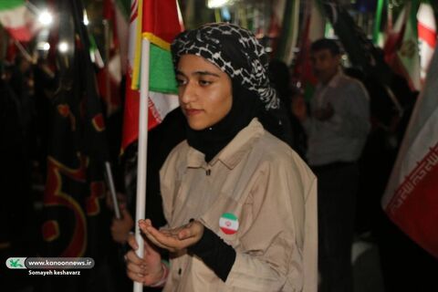 کاروان خودرویی عروسکی میهمان موکبها و تجمعات شبانه  شد.