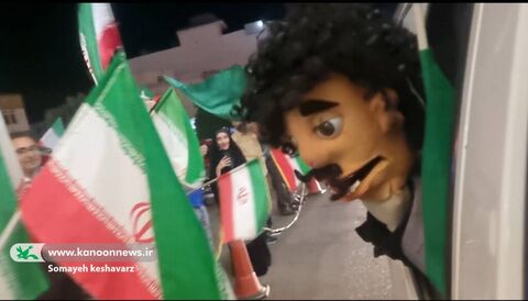 کاروان خودرویی عروسکی میهمان موکبها و تجمعات شبانه  شد.
