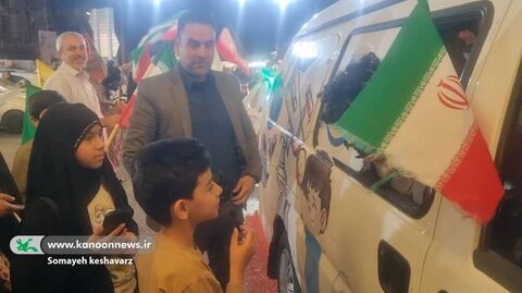 کاروان خودرویی عروسکی میهمان موکبها و تجمعات شبانه  شد.