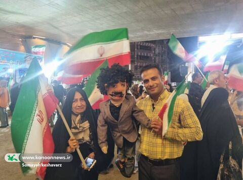 کاروان خودرویی عروسکی میهمان موکبها و تجمعات شبانه  شد.